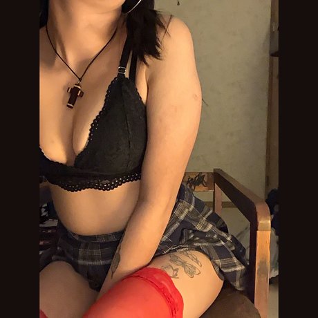 Nacktes geleaktes OnlyFans-Foto von Tee
