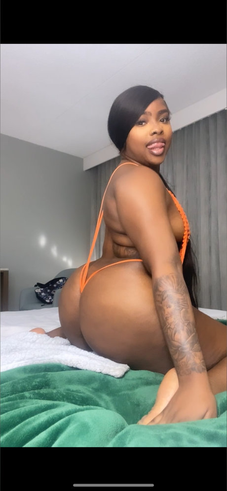 Nacktes geleaktes OnlyFans-Foto von Msxclusive Grip 