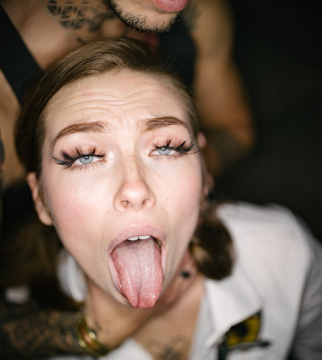 Nacktes geleaktes OnlyFans-Foto von Wednesdays Angel