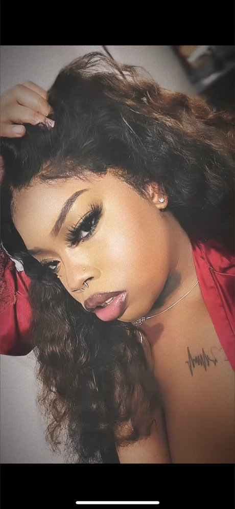 Nacktes geleaktes OnlyFans-Foto von Prettyassmaniacc