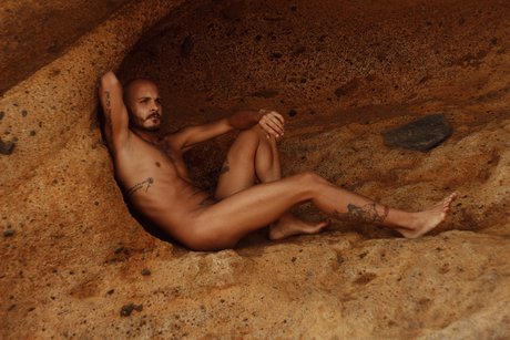 Nacktes geleaktes OnlyFans-Foto von Miguel Reyes