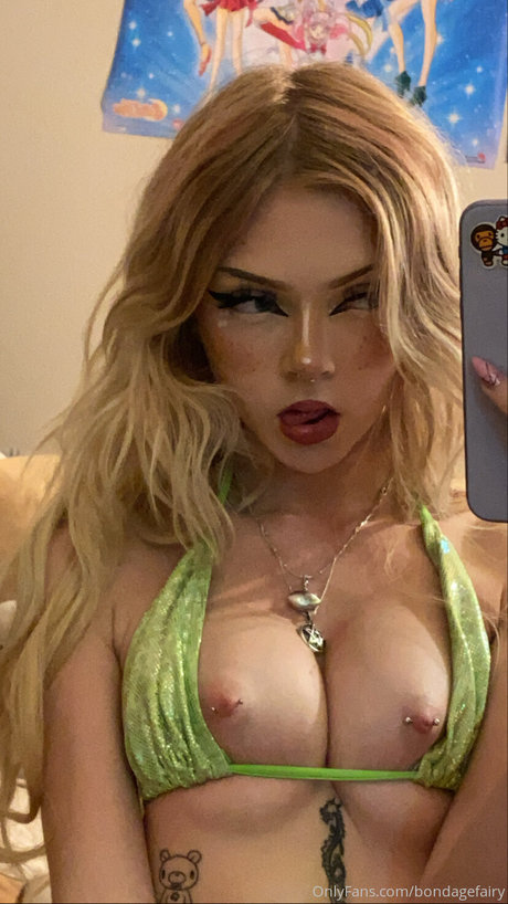 Nacktes geleaktes OnlyFans-Foto von Bondage Fairy