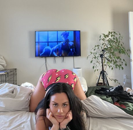 Nacktes geleaktes OnlyFans-Foto von Shotsofsimone