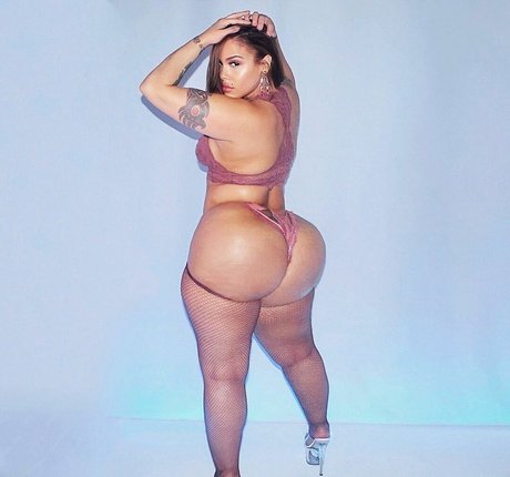 Scarlett Cakez
