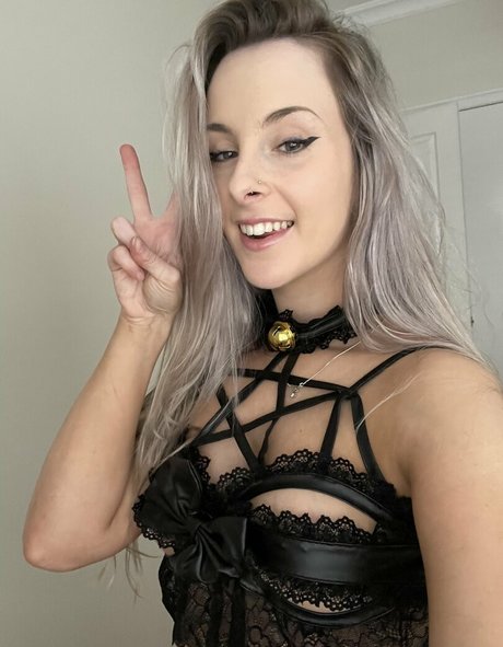 Nacktes geleaktes OnlyFans-Foto von Catsefiro