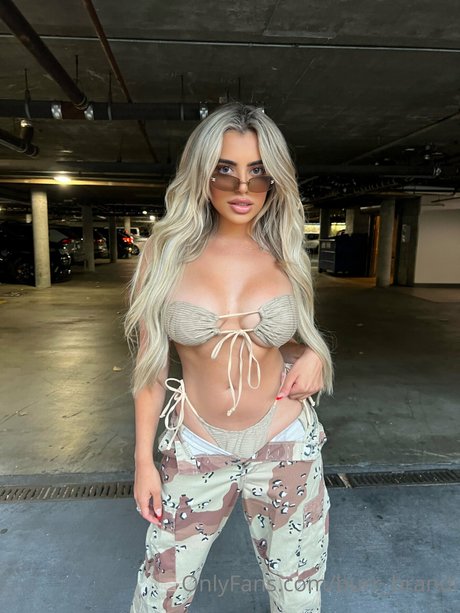 Nacktes geleaktes OnlyFans-Foto von Brandi Burr