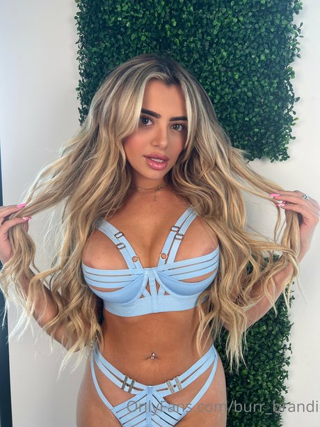Nacktes geleaktes OnlyFans-Foto von Brandi Burr