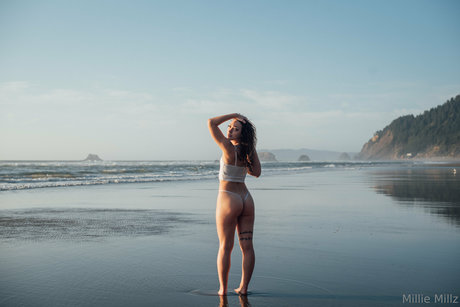 Nacktes geleaktes OnlyFans-Foto von Milliemillz