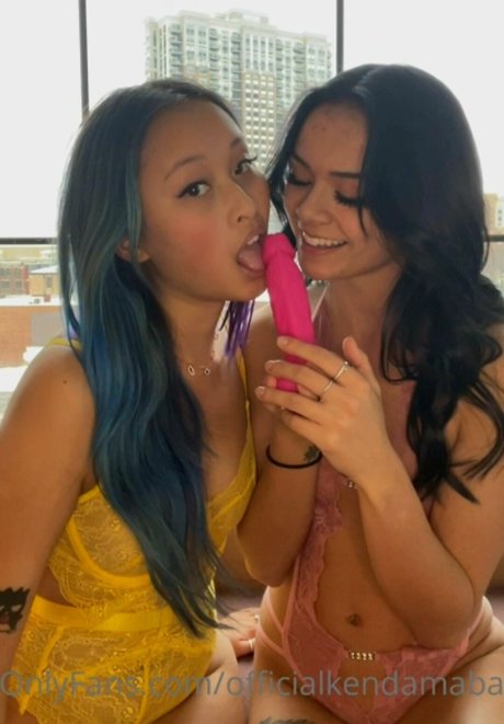 Nacktes geleaktes OnlyFans-Foto von Kendama Babe