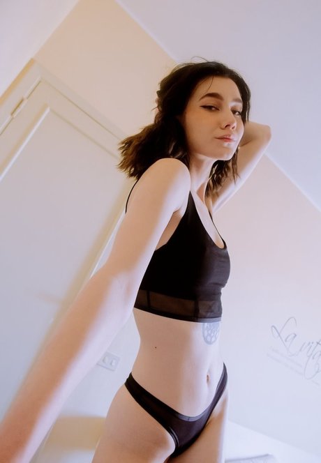 Nacktes geleaktes OnlyFans-Foto von Arinagp
