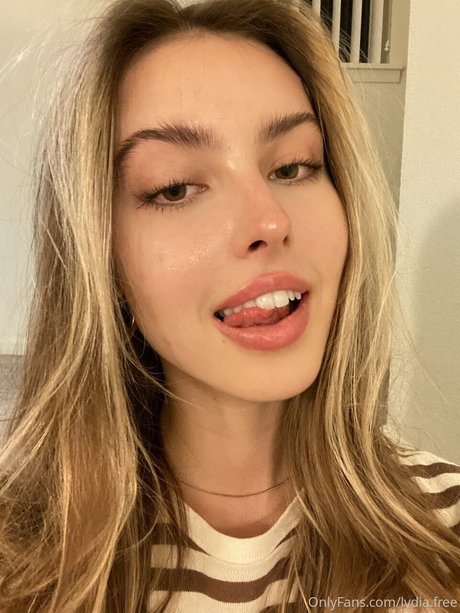 Nacktes geleaktes OnlyFans-Foto von Lydiafree