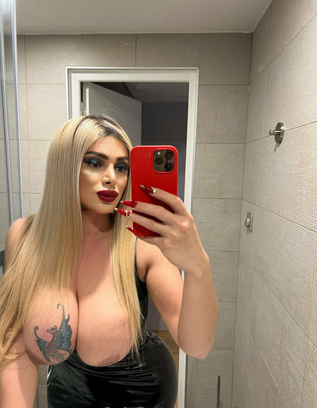 Nacktes geleaktes OnlyFans-Foto von Pamelafalcao
