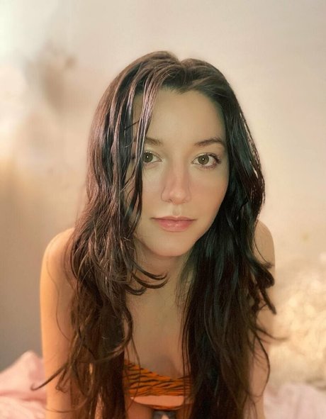 Nacktes geleaktes OnlyFans-Foto von Lanaroze