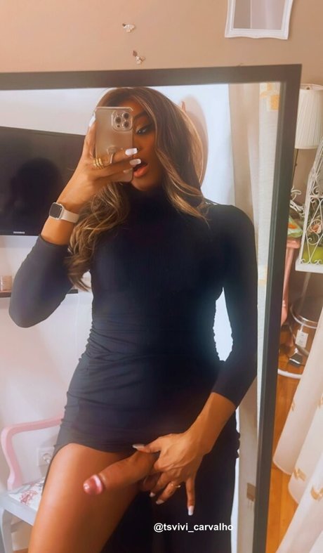 Nacktes geleaktes OnlyFans-Foto von Ts Vivi Carvalho