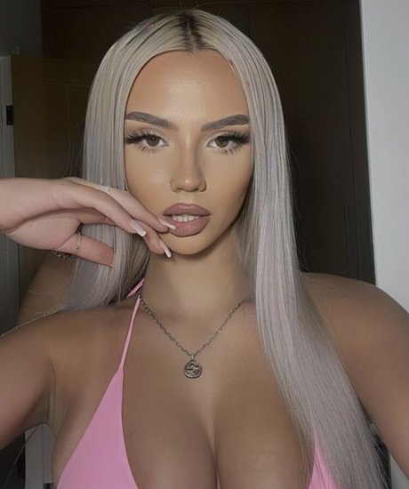 Nacktes geleaktes OnlyFans-Foto von Abbeyemx