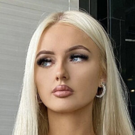 Nacktes geleaktes OnlyFans-Foto von Savannah Gillman