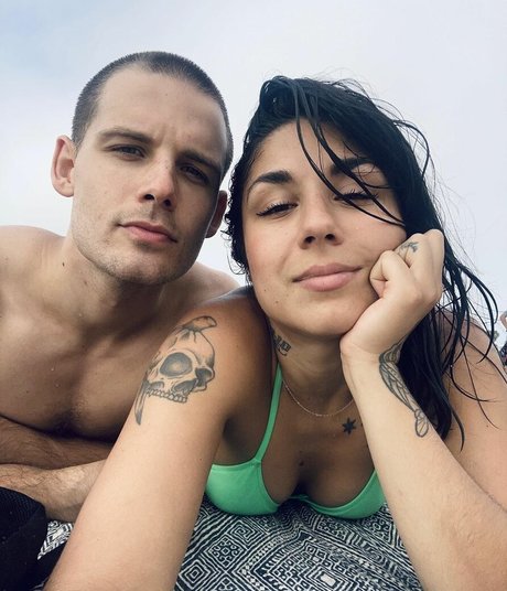 Nacktes geleaktes OnlyFans-Foto von Krewella