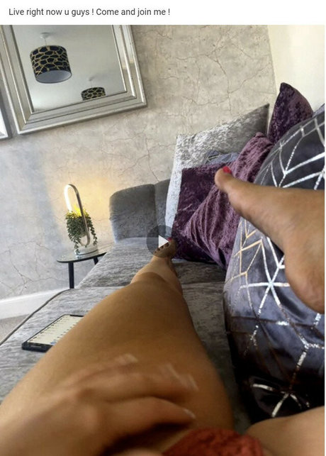 Nacktes geleaktes OnlyFans-Foto von Emilyjones