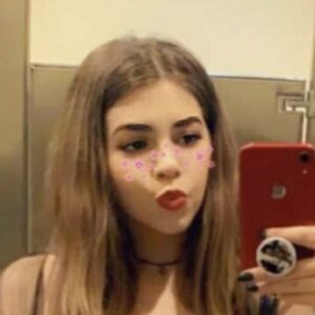 Nacktes geleaktes OnlyFans-Foto von Lilangelgirl