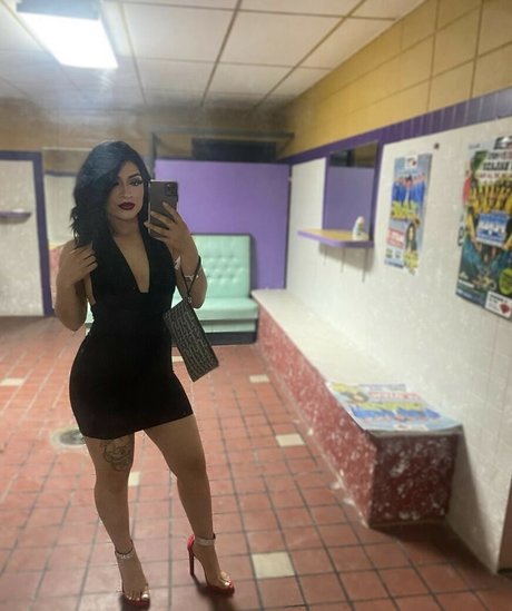 Nacktes geleaktes OnlyFans-Foto von Jenny215