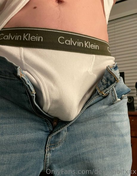 Nacktes geleaktes OnlyFans-Foto von Devinholtxxx