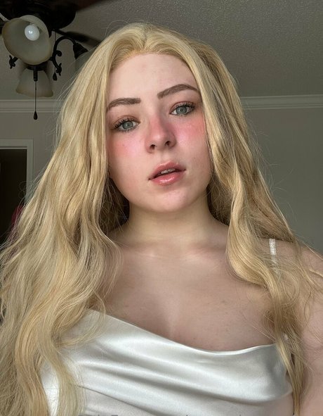 Nacktes geleaktes OnlyFans-Foto von Aurorabrookefree