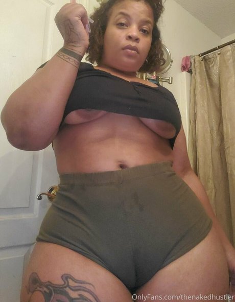 Nacktes geleaktes OnlyFans-Foto von Thenakedhustler