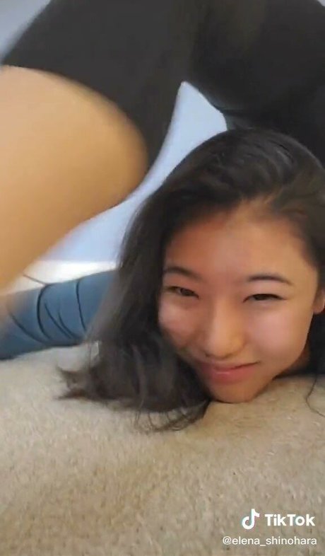 Nacktes geleaktes OnlyFans-Foto von Elena Shinohara