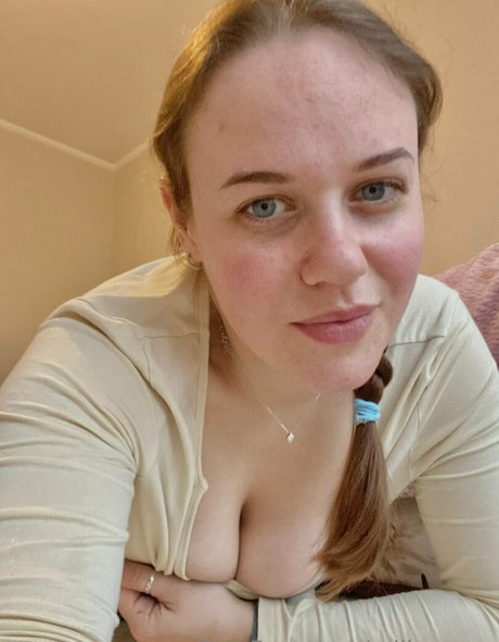 Nacktes geleaktes OnlyFans-Foto von Milkywaay