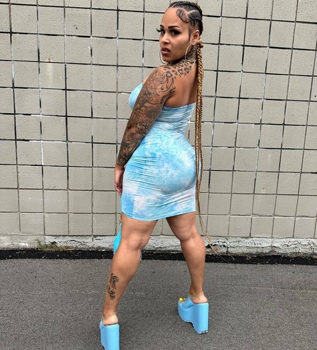 Nacktes geleaktes OnlyFans-Foto von Fellybx