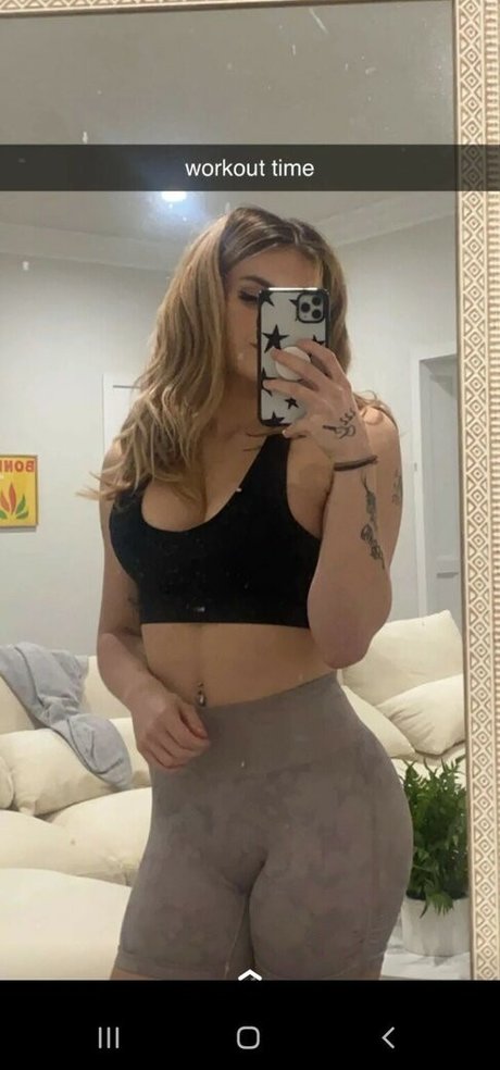 Nacktes geleaktes OnlyFans-Foto von Baileyspinn