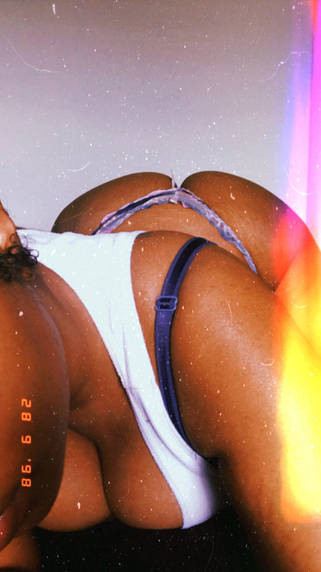 Nacktes geleaktes OnlyFans-Foto von Cocaine Jane