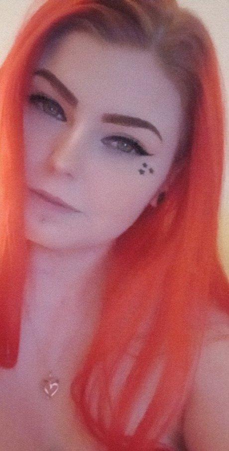 Nacktes geleaktes OnlyFans-Foto von Kinkyk