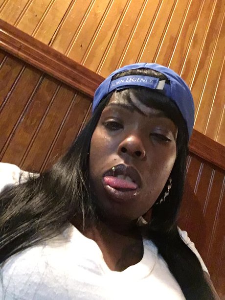 Nacktes geleaktes OnlyFans-Foto von Chocolatekisses37