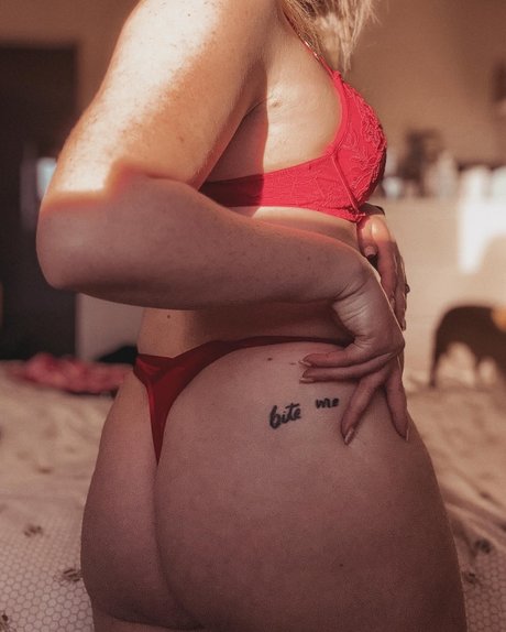 Nacktes geleaktes OnlyFans-Foto von  