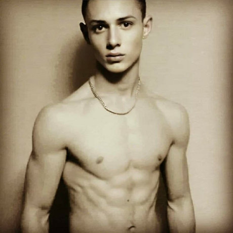 Nacktes geleaktes OnlyFans-Foto von Alexander