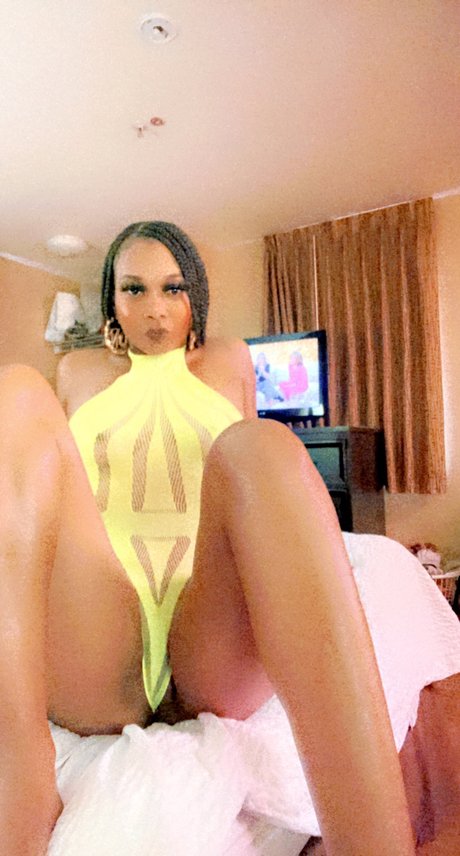 Nacktes geleaktes OnlyFans-Foto von Diamondlenay