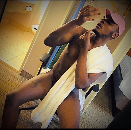 Nacktes geleaktes OnlyFans-Foto von Pornstar Jaee