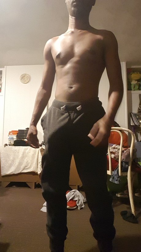 Nacktes geleaktes OnlyFans-Foto von Swang Lee