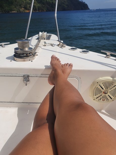 Nacktes geleaktes OnlyFans-Foto von Bubblegumbfeet