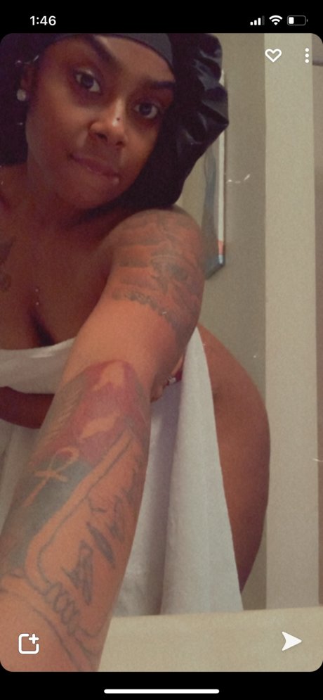 Nacktes geleaktes OnlyFans-Foto von Divine B