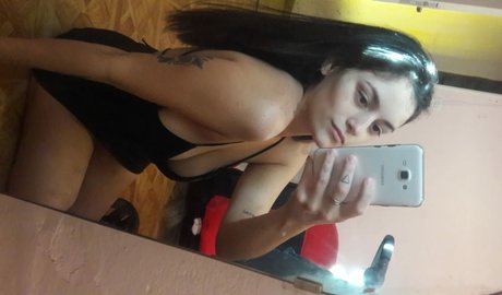 Nacktes geleaktes OnlyFans-Foto von Sol