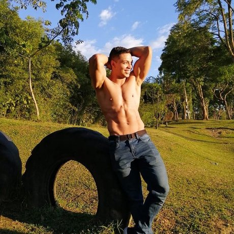 Nacktes geleaktes OnlyFans-Foto von Rayan Blake