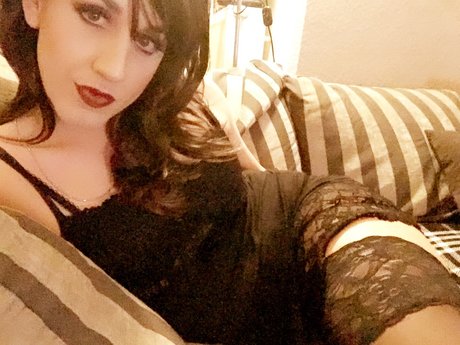 Nacktes geleaktes OnlyFans-Foto von Translea