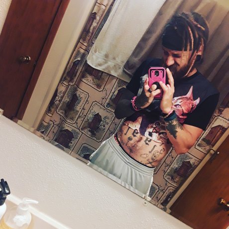 Nacktes geleaktes OnlyFans-Foto von Dylan Stuedemann