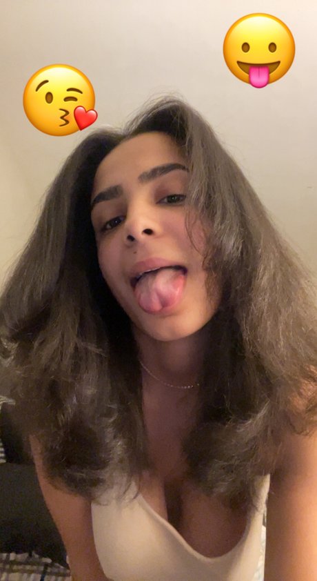 Nacktes geleaktes OnlyFans-Foto von Yungprettyproductionn