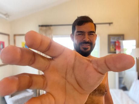 Nacktes geleaktes OnlyFans-Foto von Lucky Jonny