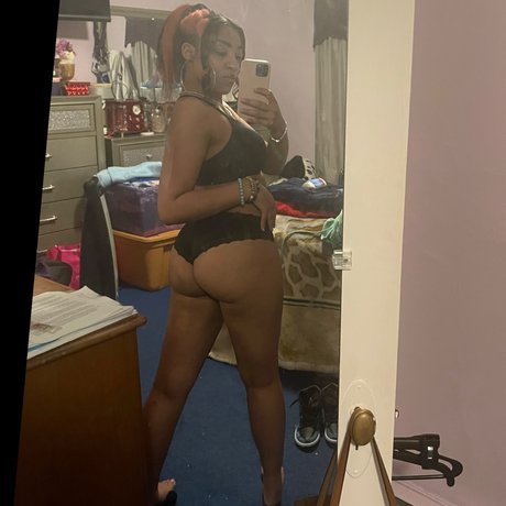 Nacktes geleaktes OnlyFans-Foto von Nae Lani