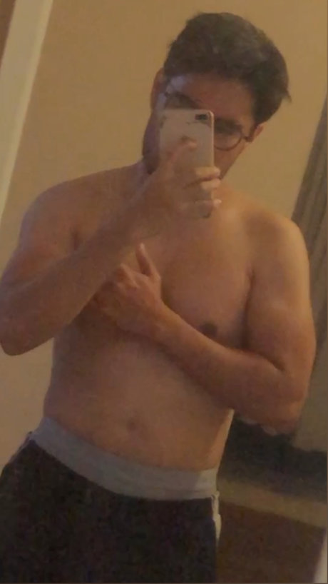 Nacktes geleaktes OnlyFans-Foto von Softdaddy 