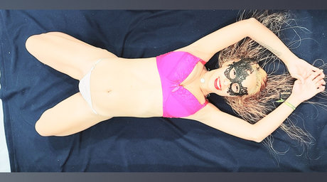 Nacktes geleaktes OnlyFans-Foto von     